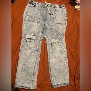 Women’s distressed elastic waist jogger jeans - 18